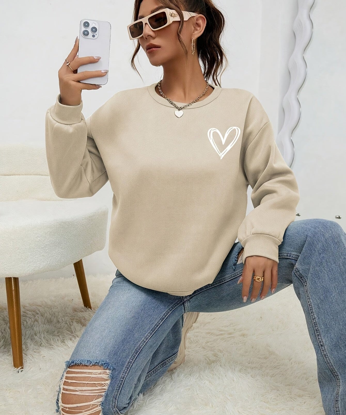 AUDRÉE™ - Minimalist Cozy Sweatshirt