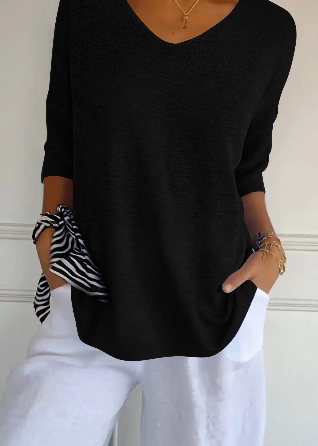 LAUREN™ - Casual V-Neck Top