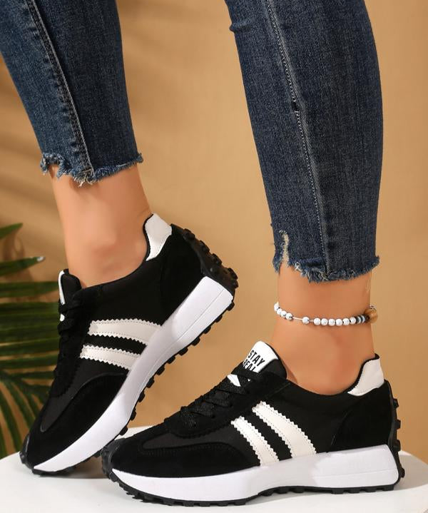 LILIA™ - Women Casual Breathable Sneakers for All Season Wear