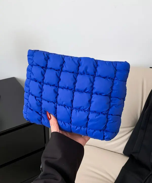 EMILY™ - Large Capacity Quilted Pouch Durable Zipper Travel Storage Bag