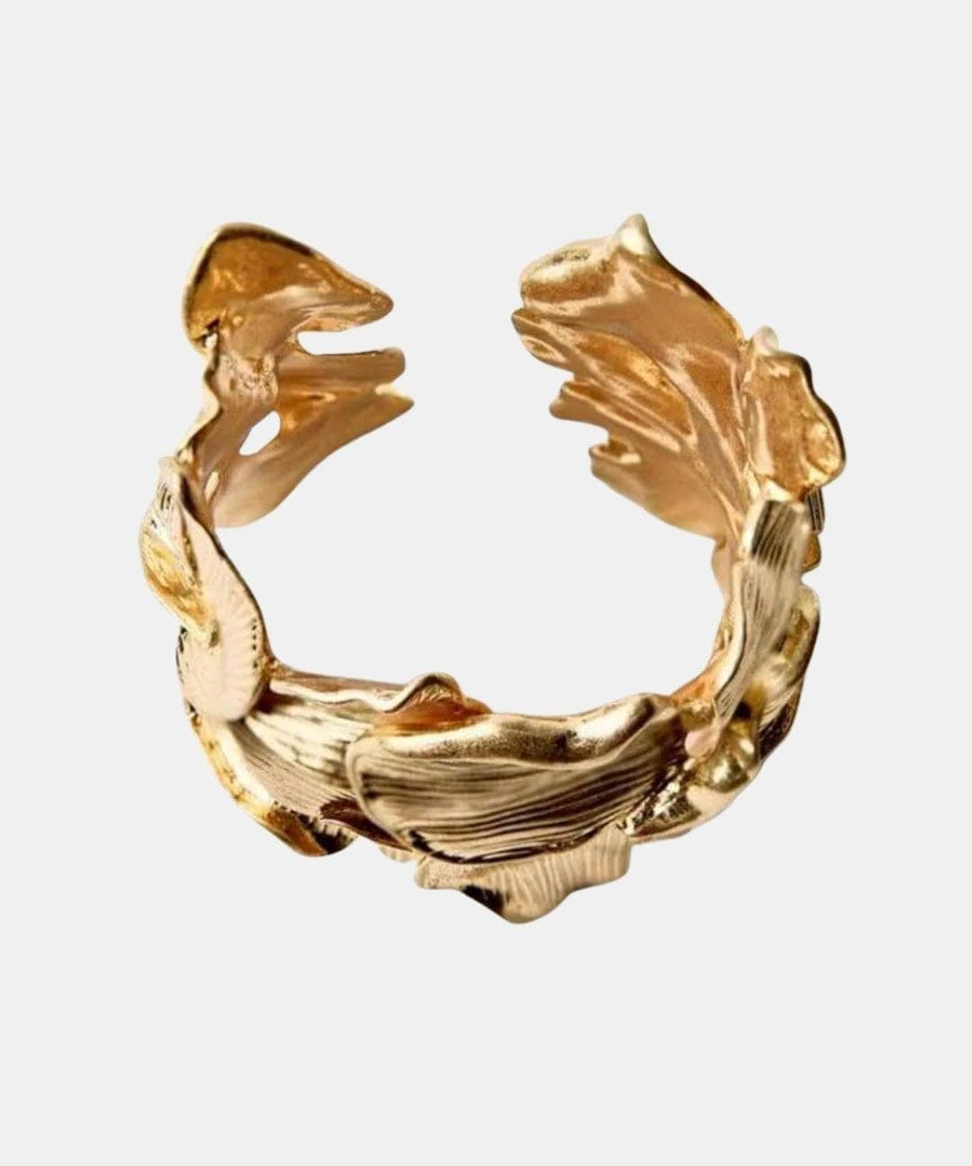 Jullana – Textured Flower Bracelet in Gold
