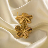 Loisa - Vintage Floral Earrings in Gold