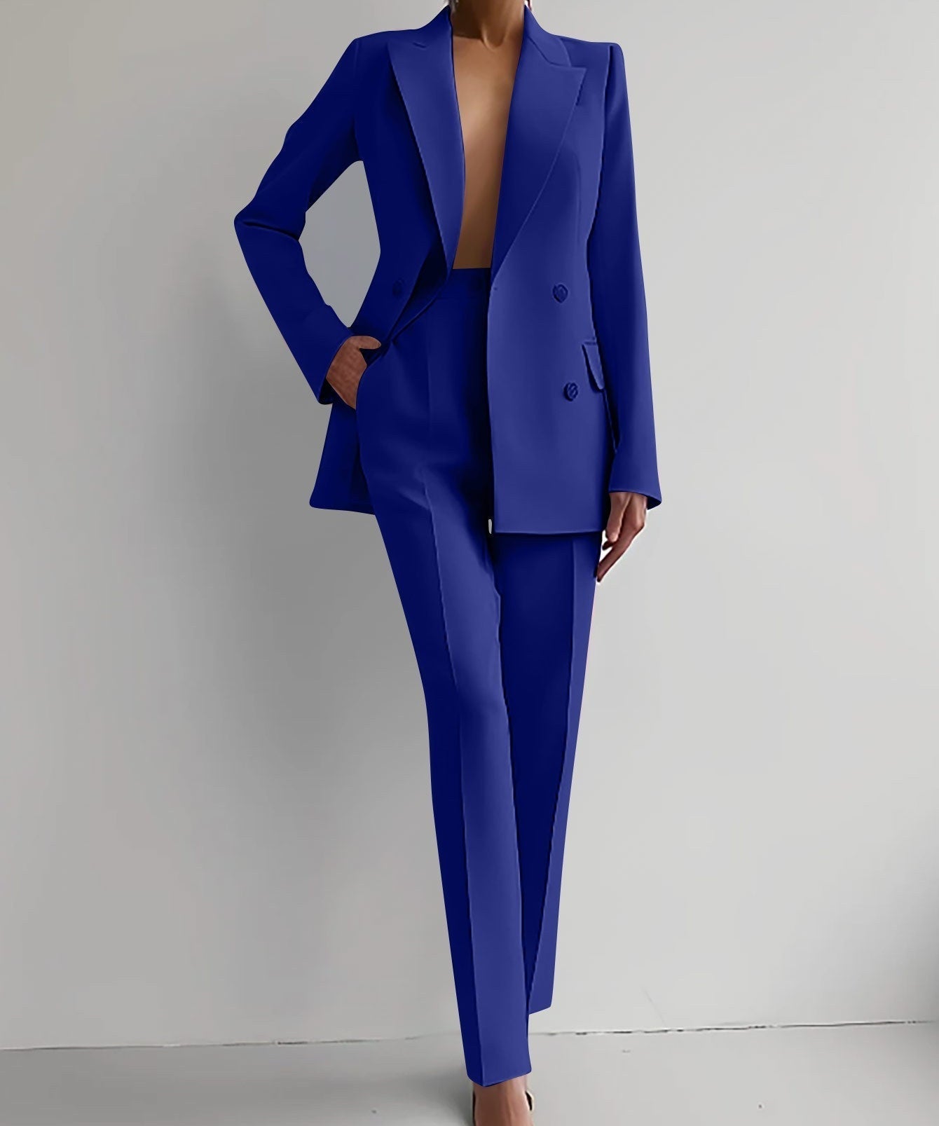 VICTORIA™ | Sleek Tailored Suit