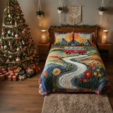 3-Piece Quilted Bed Linen Set with Vintage Travel Design