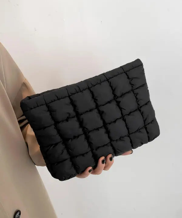 EMILY™ - Large Capacity Quilted Pouch Durable Zipper Travel Storage Bag